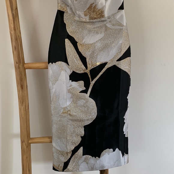 Brand new Anthropologie elegant floral strapless dress by Eva Franco with tag. - Picture 3 of 6